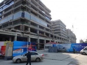 上海地下鉄博物館の隣はビル建設中