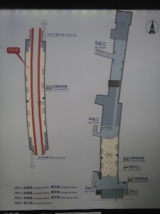 昌平路駅構内図