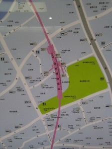 自然博物館駅周辺図