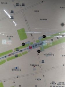 楊高中路駅周辺図（出入り口）