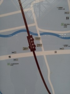秀沿路駅周辺図（出入り口）