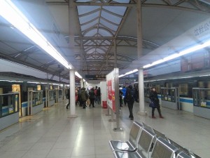 瀋杜公路駅ホーム