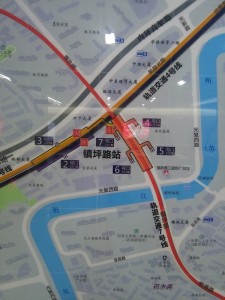 鎮坪路駅周辺図(出入り口)
