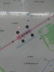 徳平路駅周辺図(出入り口)