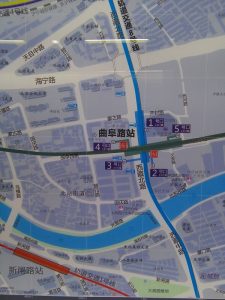 曲阜路駅周辺図（出入り口）