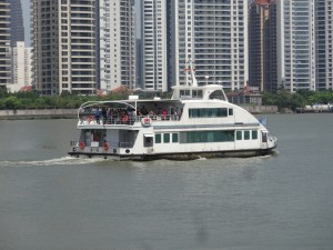 黄浦江のフェリー