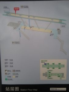 華夏中路駅構内図