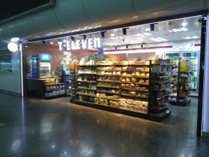 人民広場駅のセブンイレブン