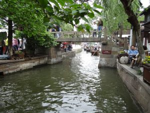 朱家角風景区の泰安橋