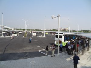 金山衛駅南広場（公共路線バスターミナル）