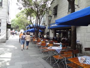 上海新天地のレストラン街