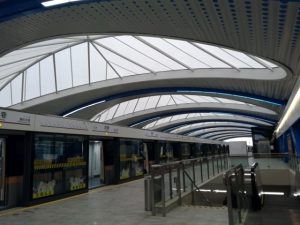 趙巷駅ホーム