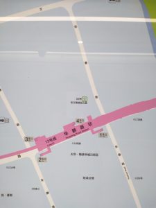 華鵬路駅周辺図(出入り口)