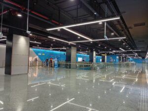 双柏路駅コンコース