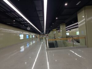 下沙駅コンコース